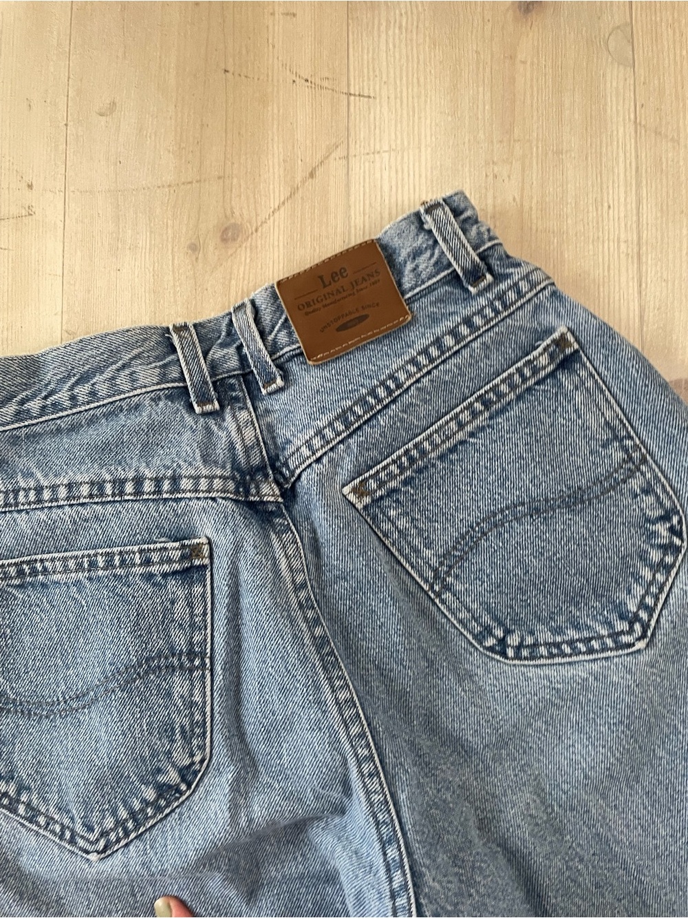 Lee Light Wash High-Rise Jeans-  VINTAGE